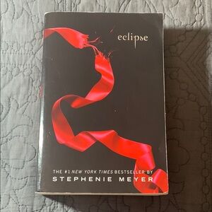 Twilight Saga ECLIPSE Book lll Stephenie Meyer